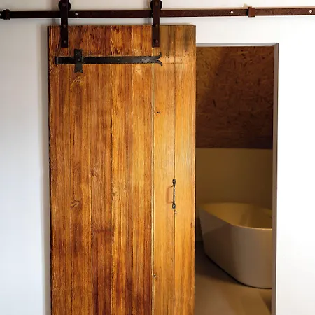 Bed and breakfast La Forge De Diogne - Luxury And Cosy B&B Alpine Lodge