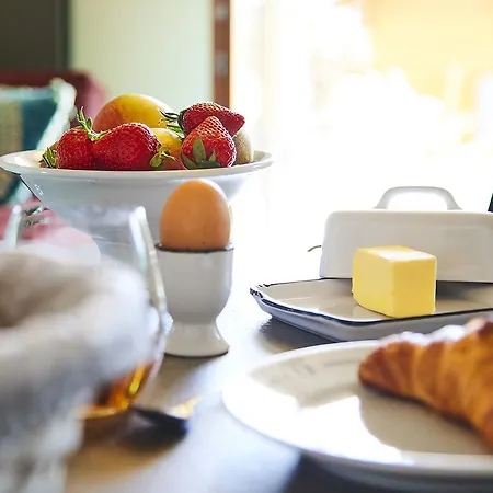 La Forge De Diogne Bed & Breakfast *